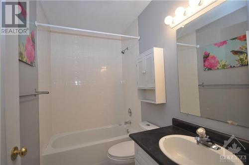 450 Maclaren Street Unit#6, Ottawa, ON - Indoor Photo Showing Bathroom