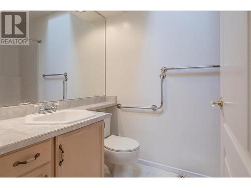 1220 25 Avenue Unit# 49, Vernon, BC - Indoor Photo Showing Bathroom