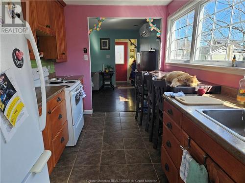 130 Jones, Moncton, NB - Indoor Photo Showing Kitchen