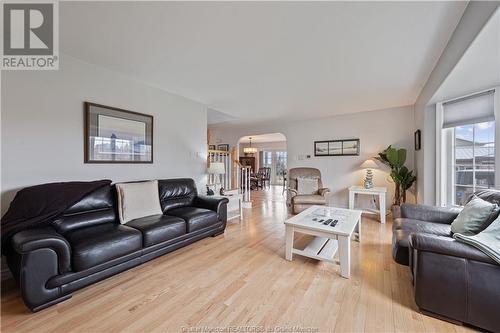 40 Albenie St, Grand-Barachois, NB - Indoor Photo Showing Living Room