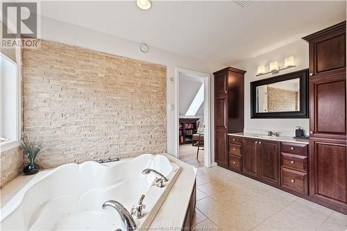 40 Albenie St, Grand-Barachois, NB - Indoor Photo Showing Bathroom