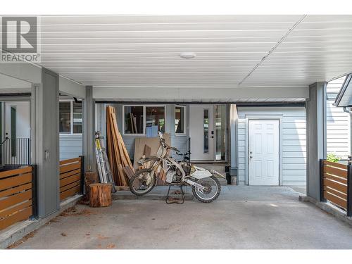 2125 Burtch Road Unit# 105, Kelowna, BC -  Photo Showing Garage
