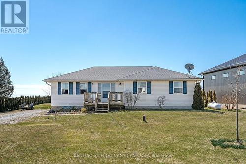 742 Lakeshore Rd, Norfolk, ON - Outdoor