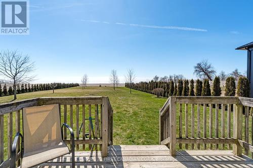 742 Lakeshore Rd, Norfolk, ON - Outdoor