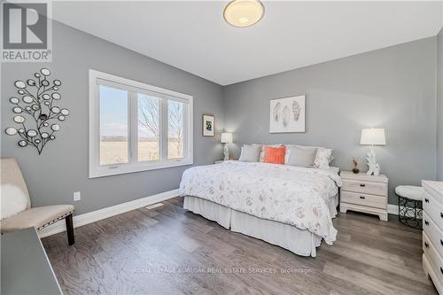 781 South Coast Drive, Haldimand, ON - Indoor Photo Showing Bedroom
