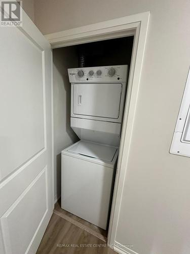 #Lp08 -50 Herrick Ave, St. Catharines, ON - Indoor Photo Showing Laundry Room