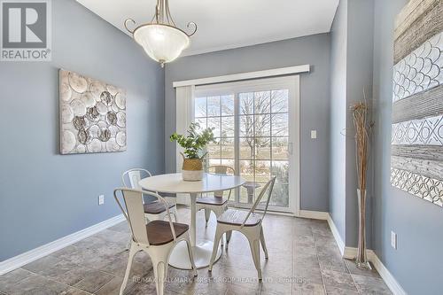 120 Southcrest Dr, Kawartha Lakes, ON - Indoor Photo Showing Dining Room