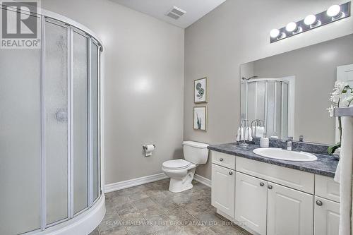 120 Southcrest Dr, Kawartha Lakes, ON - Indoor Photo Showing Bathroom
