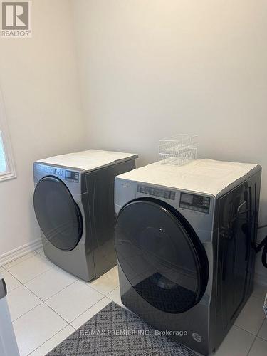 15 Corbett Street, Southgate, ON - Indoor Photo Showing Laundry Room