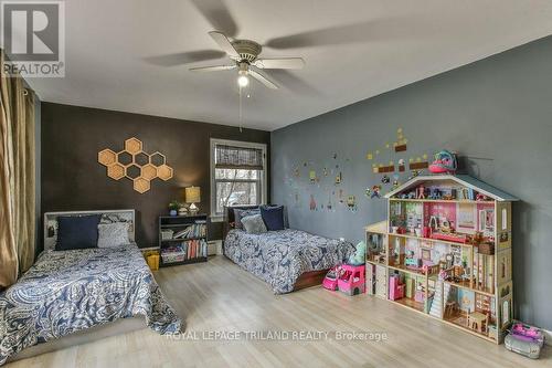 49965 Dingle Street, Malahide, ON - Indoor Photo Showing Bedroom