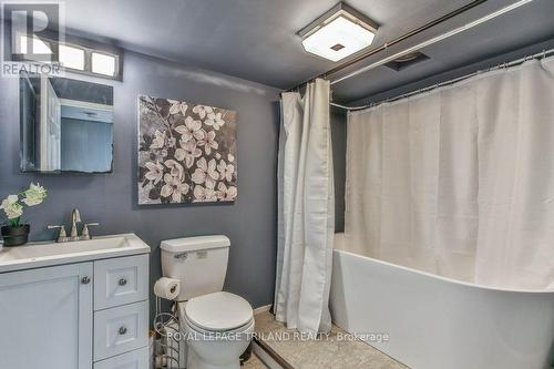 49965 Dingle Street, Malahide, ON - Indoor Photo Showing Bathroom