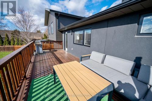 44 Farewell Cres, West Lincoln, ON - Outdoor With Deck Patio Veranda With Exterior