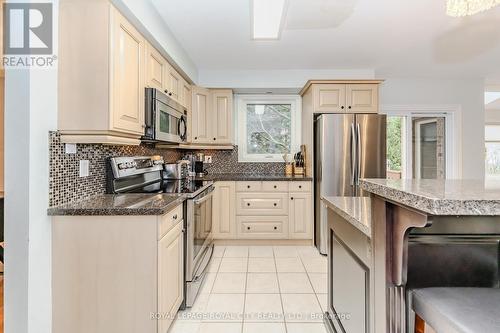 102 Downey Rd, Guelph, ON - Indoor Photo Showing Kitchen With Upgraded Kitchen