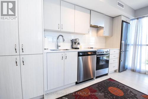 #1002 -30 Gibbs Rd, Toronto, ON - Indoor Photo Showing Kitchen With Stainless Steel Kitchen With Upgraded Kitchen