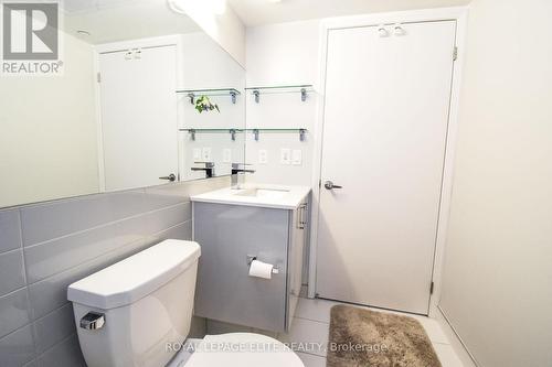 #1002 -30 Gibbs Rd, Toronto, ON - Indoor Photo Showing Bathroom