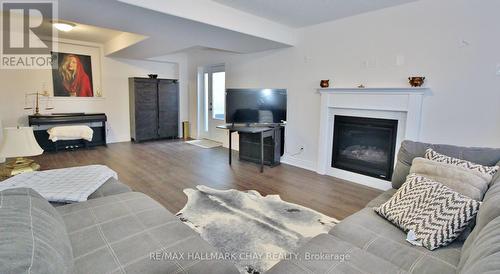 1651 Rizzardo Crescent, Innisfil, ON - Indoor Photo Showing Living Room With Fireplace