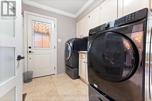 11948 Dublin Line, Halton Hills, ON - Indoor Photo Showing Laundry Room