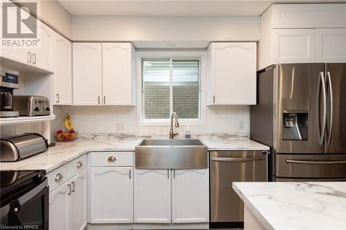 628 Tackaberry Drive, North Bay, ON - Indoor Photo Showing Kitchen