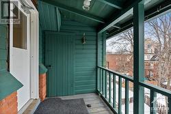 Unit 3- balcony at the back out back. - 