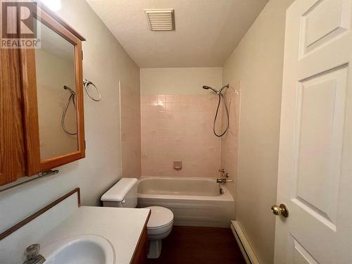 233 Haynes Street Unit# 204, Penticton, BC - Indoor Photo Showing Bathroom