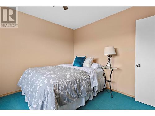 1631 60 Street Ne, Salmon Arm, BC - Indoor Photo Showing Bedroom