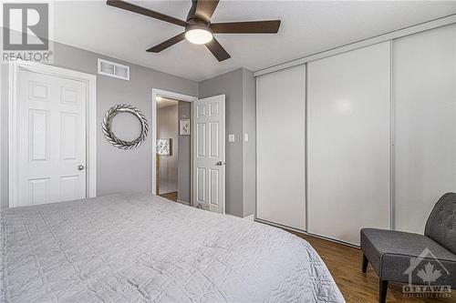 606 Lakeridge Drive, Orleans, ON - Indoor Photo Showing Bedroom
