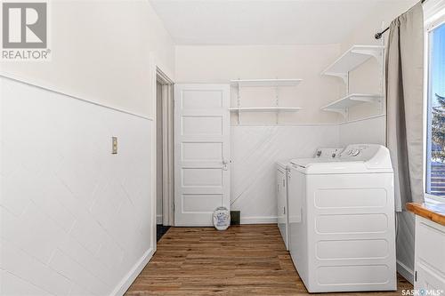 410 - Amherst Avenue, Viscount, SK - Indoor Photo Showing Laundry Room