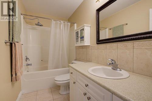 1640 Merlot Drive, West Kelowna, BC - Indoor Photo Showing Bathroom