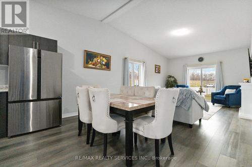 10 - 550 Grey Street W, Brantford, ON - Indoor Photo Showing Dining Room