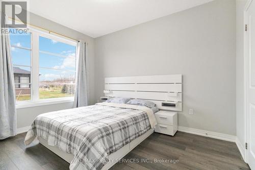 10 - 550 Grey Street W, Brantford, ON - Indoor Photo Showing Bedroom