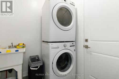 10 - 550 Grey Street W, Brantford, ON - Indoor Photo Showing Laundry Room