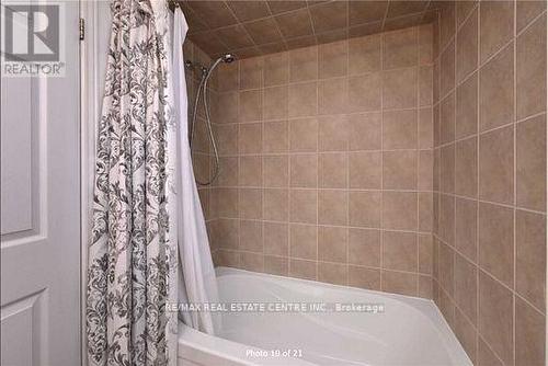 27 - 5 Armstrong Street, Orangeville, ON - Indoor Photo Showing Bathroom