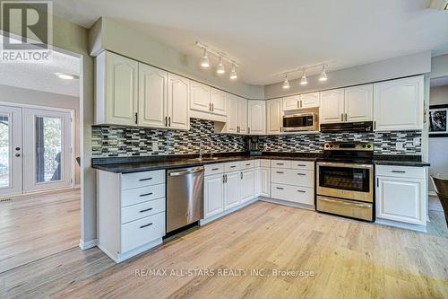 4568 County Rd 45, Hamilton Township, ON - Indoor Photo Showing Kitchen With Upgraded Kitchen