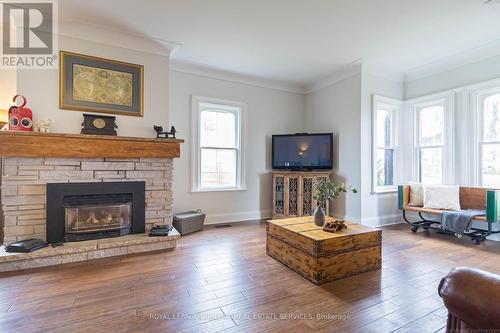 371 Maple Avenue S, Brant, ON - Indoor Photo Showing Living Room With Fireplace