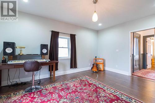371 Maple Avenue S, Brant, ON - Indoor Photo Showing Other Room