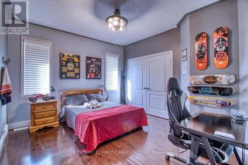 7242 Grande River Line, Chatham-Kent (Chatham), ON - Indoor Photo Showing Bedroom