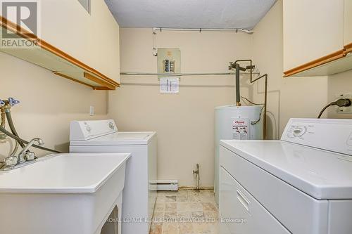 #53 -2701 Aquitaine Ave, Mississauga, ON - Indoor Photo Showing Laundry Room