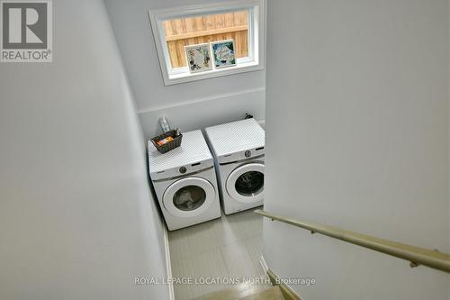 22 Portland St, Collingwood, ON - Indoor Photo Showing Laundry Room