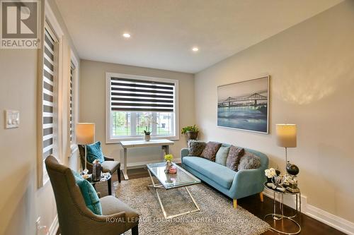 22 Portland St, Collingwood, ON - Indoor Photo Showing Living Room