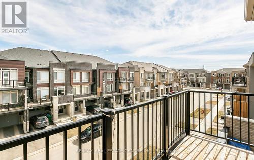 14 Arrowview Dr, Brampton, ON - Outdoor With Balcony