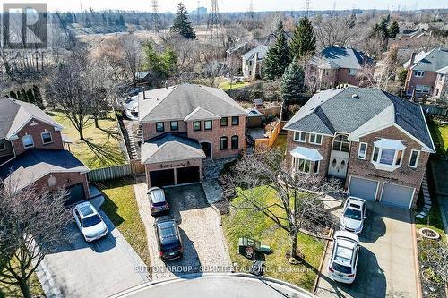 4338 Spinningdale Court, Mississauga, ON - Outdoor With Facade