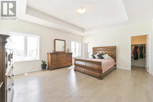 115 Halldorson Ave, Aurora, ON - Indoor Photo Showing Bedroom