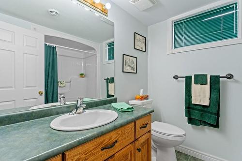124 Briar Glen Court, Dunnville, ON - Indoor Photo Showing Bathroom