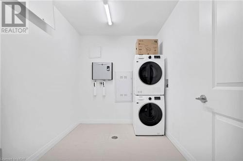 525 New Dundee Road Unit# 204, Kitchener, ON - Indoor Photo Showing Laundry Room