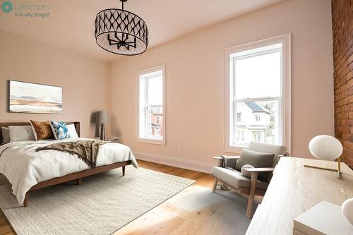 69 Smith Avenue, Hamilton, ON - Indoor Photo Showing Bedroom