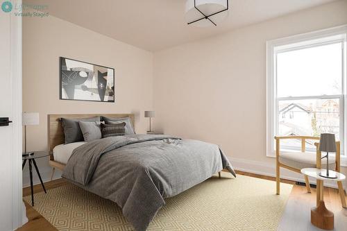 69 Smith Avenue, Hamilton, ON - Indoor Photo Showing Bedroom