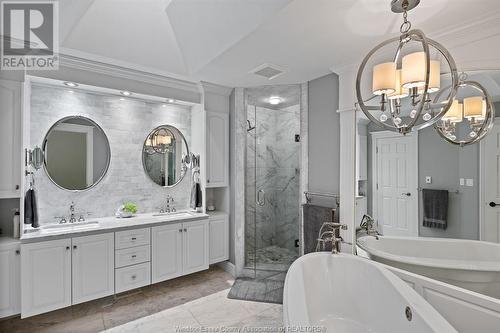 13568 Middle Road, Lakeshore, ON - Indoor Photo Showing Bathroom
