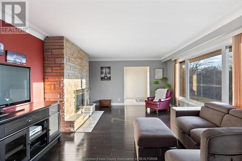 1235 Gesto Sideroad, Essex, ON - Indoor Photo Showing Living Room With Fireplace