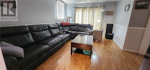 21 Hwy 64, Noelville, ON - Indoor Photo Showing Living Room