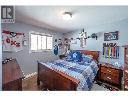 113 Stocks Crescent, Penticton, BC - Indoor Photo Showing Bedroom